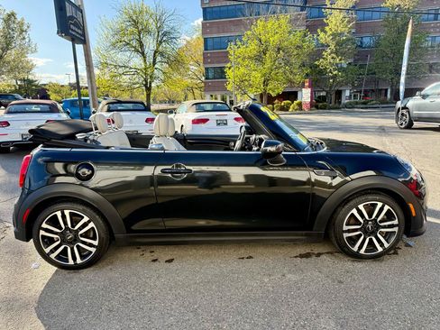 Used 2023 MINI Cooper S w/ Signature Upholstery Package FWD image 11