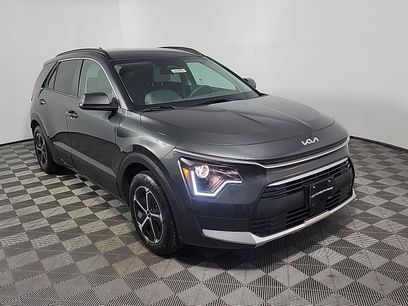 Used 2025 Kia Niro EX