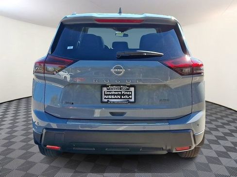 New 2026 Nissan Rogue SV w/ SV Premium Package image 5
