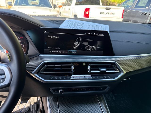 Used 2022 BMW X5 xDrive45e w/ M Sport Package AWD/4WD image 21