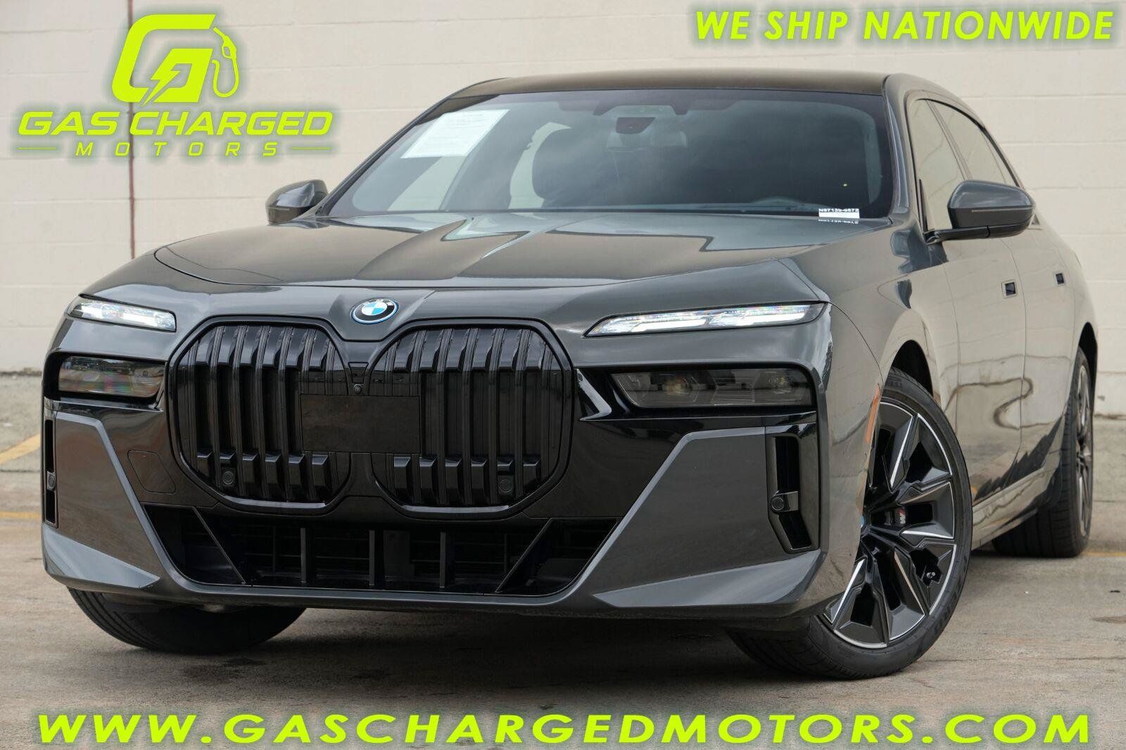 Used 2024 BMW i7 eDrive50 w/ M Sport Package RWD image 1