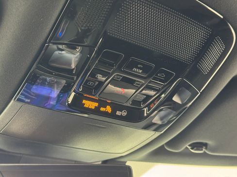 Used 2023 Lexus RX 500h F Sport image 38