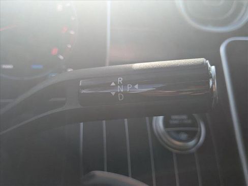 Used 2025 Mercedes-Benz C 300 4MATIC Sedan image 12