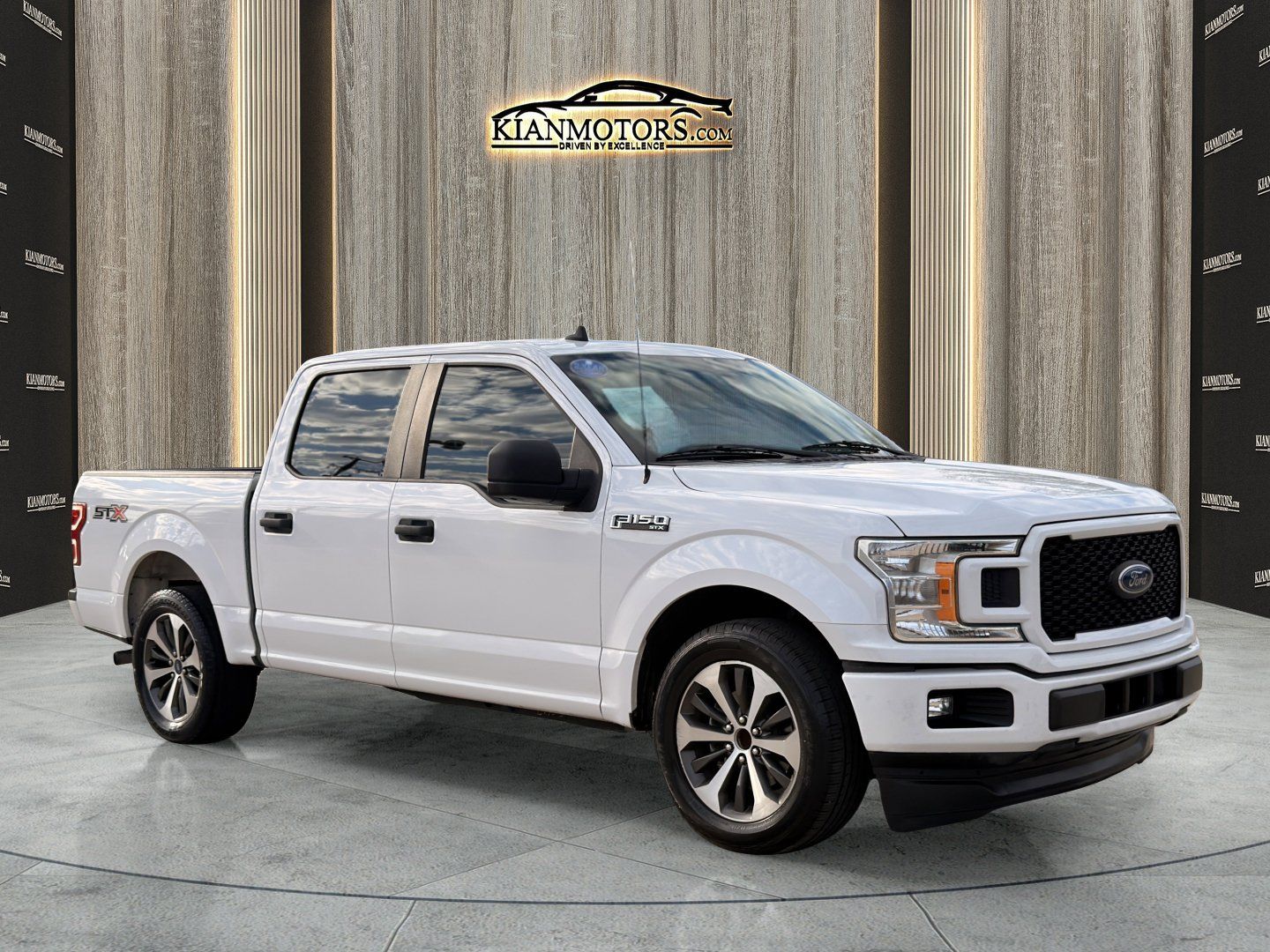 Used 2020 Ford F150 XL w/ Equipment Group 101A Mid RWD image 1