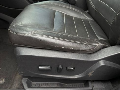 Used 2014 Ford Escape Titanium image 12