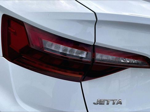 Used 2019 Volkswagen Jetta S image 28