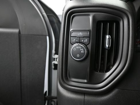 Used 2022 Chevrolet Silverado 1500 Custom RWD image 32