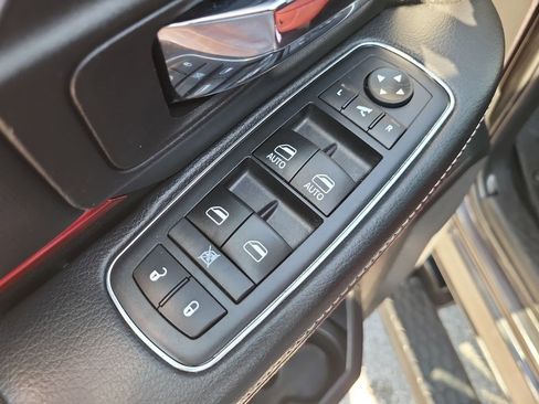 Used 2017 RAM 1500 Rebel w/ Luxury Group image 16