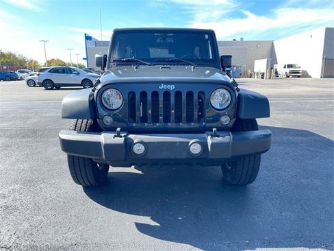 Used 2018 Jeep Wrangler Unlimited Sport S image 26