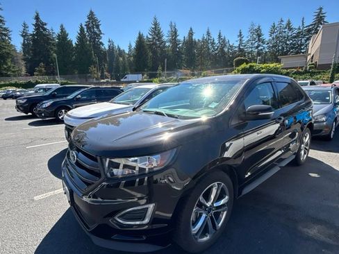 Used 2018 Ford Edge Sport w/ Technology Package AWD/4WD image 2