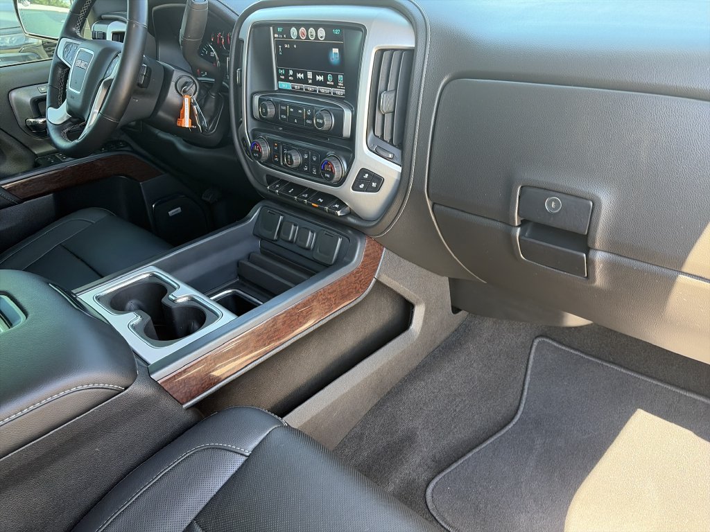 Used 2018 GMC Sierra 1500 SLT AWD/4WD image 30