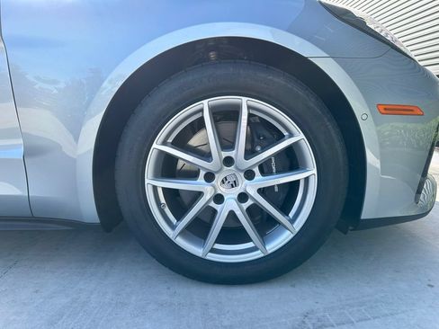 Certified 2026 Porsche Panamera w/ Premium Package RWD image 42