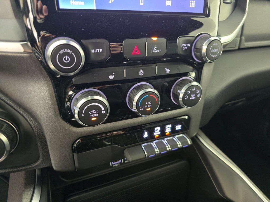 New 2026 RAM 1500 Big Horn AWD/4WD image 24
