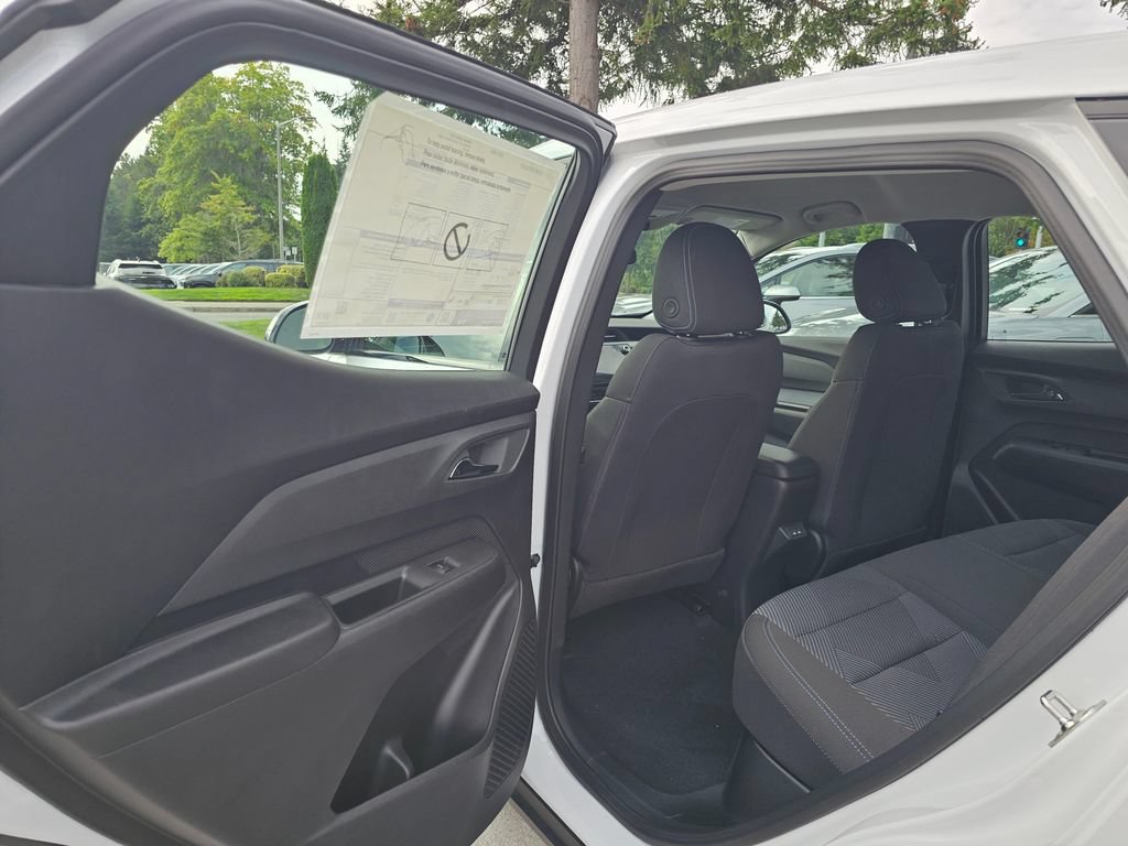 New 2027 Chevrolet Bolt LT FWD image 19