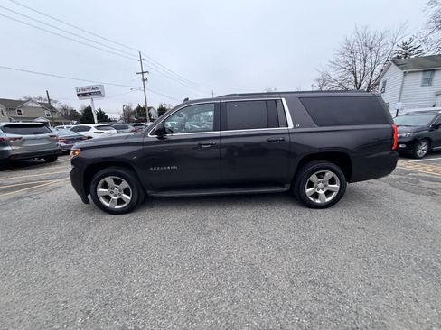 Used 2016 Chevrolet Suburban LT image 28