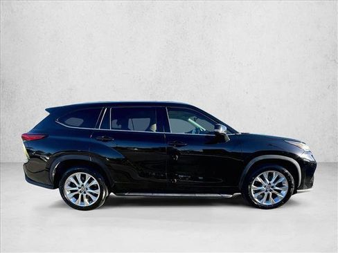Used 2020 Toyota Highlander Limited image 5