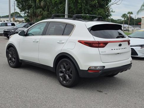 Certified 2022 Kia Sportage Nightfall Edition FWD image 3