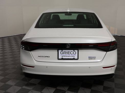 Used 2025 Honda Accord EX-L image 7