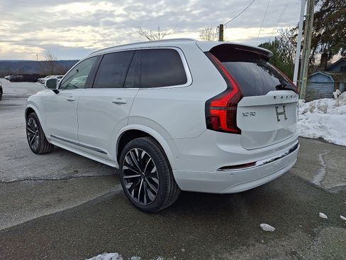 New 2026 Volvo XC90 B6 Ultra w/ Protection Package image 3