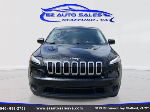 Used 2017 Jeep Cherokee Sport w/ Safety Group AWD/4WD image 2