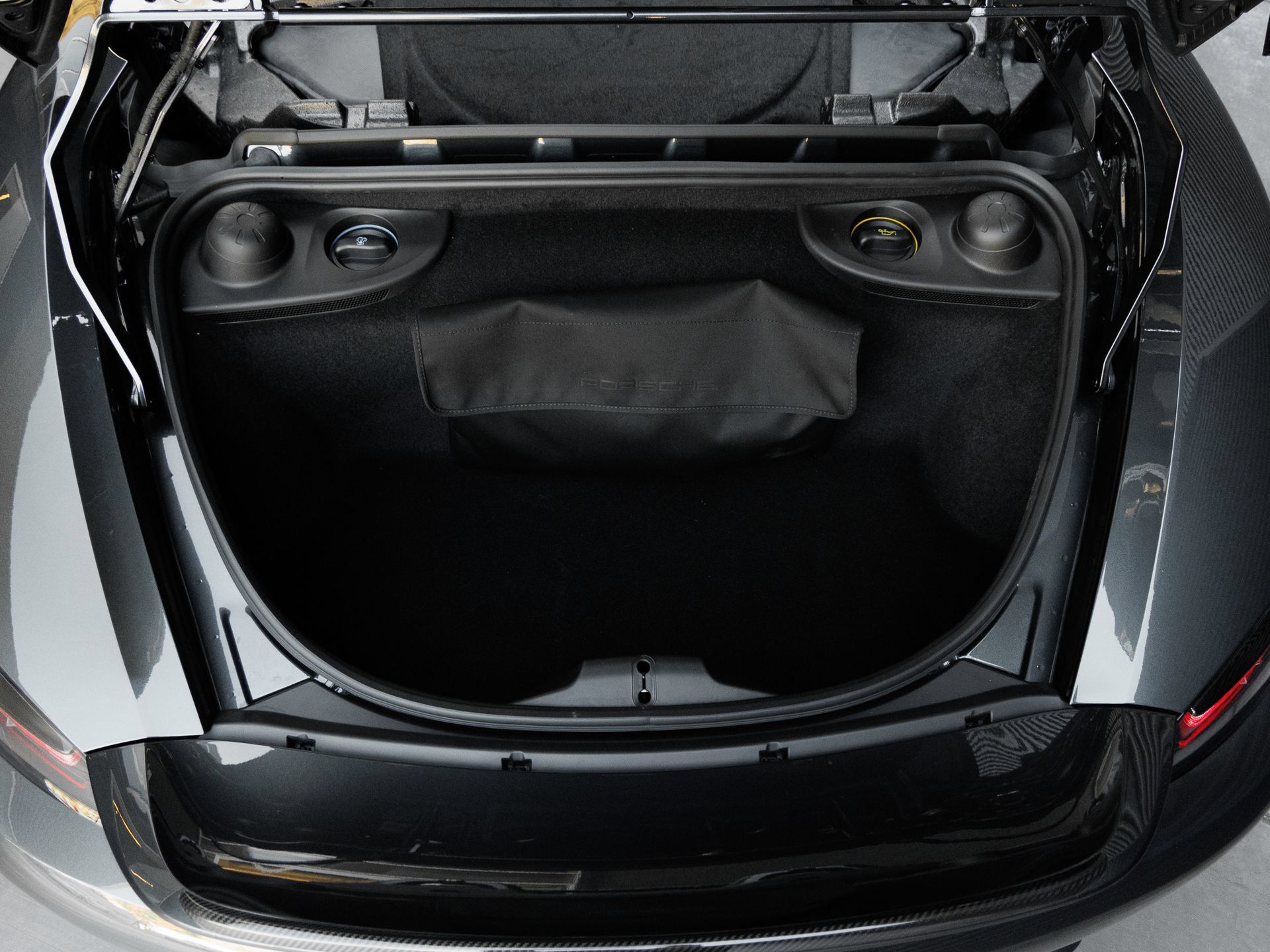Certified 2024 Porsche 718 Boxster Spyder RS RWD image 30