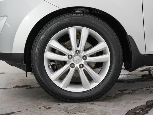 Used 2013 Hyundai Tucson Limited w/ Premium Pkg FWD image 29
