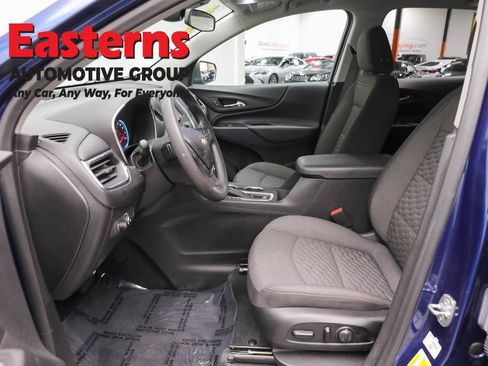 Used 2021 Chevrolet Equinox LT FWD image 13
