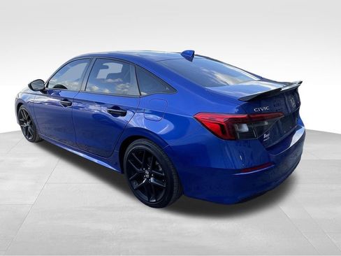 Used 2024 Honda Civic Sport image 8