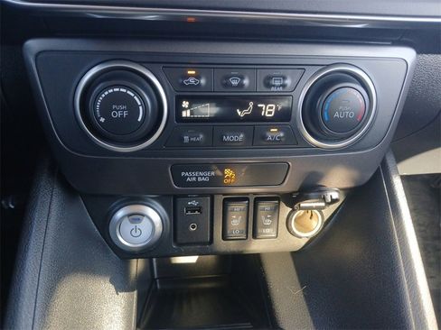 Used 2018 Nissan Leaf S w/ S Charge Package image 22