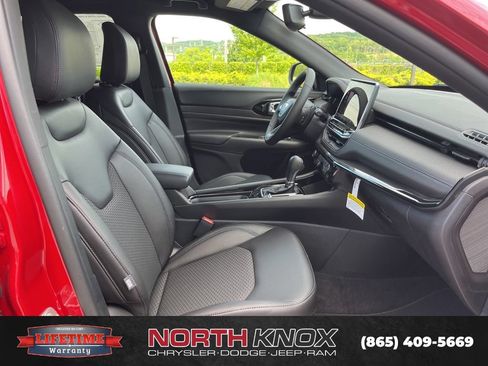 New 2026 Jeep Compass Latitude AWD/4WD image 24