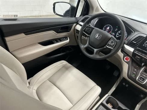 Certified 2025 Honda Odyssey EX-L image 12
