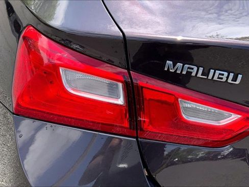 Used 2016 Chevrolet Malibu LT FWD image 26