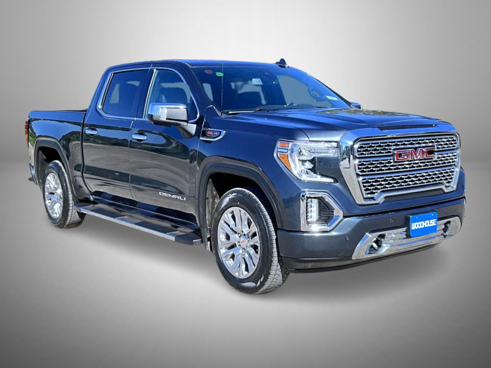 Used 2022 GMC Sierra 1500 Denali w/ Driver Alert Package II AWD/4WD image 3