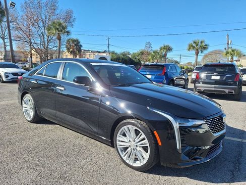 Used 2025 Cadillac CT4 Premium Luxury image 9