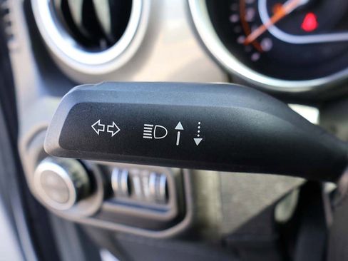 Used 2022 Jeep Gladiator Overland image 43