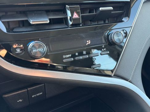 Certified 2023 Toyota Camry SE FWD image 33