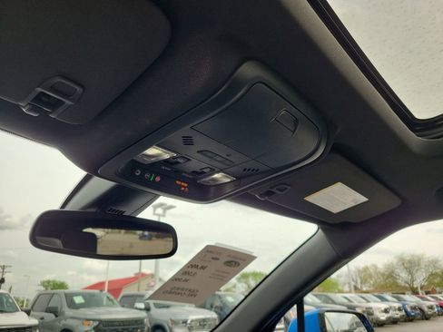 Used 2024 Chevrolet Blazer RS image 30