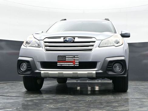 Used 2014 Subaru Outback 2.5i Limited w/ Moonroof Package image 35