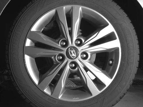 Used 2017 Hyundai Elantra SE w/ SE A/T Tech Package 03 image 17