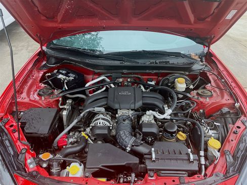 Used 2023 Toyota GR86 Premium image 28