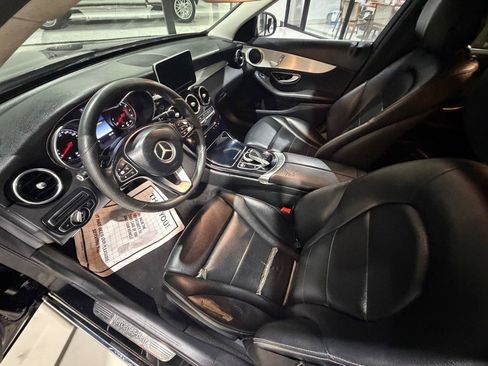 Used 2016 Mercedes-Benz C 300 Sedan image 18