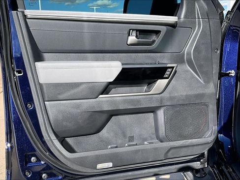 New 2026 Toyota Tundra Limited AWD/4WD image 10