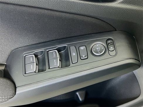 Used 2025 Honda Civic Sport image 13