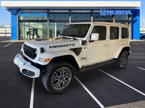 Used 2024 Jeep Wrangler High Altitude AWD/4WD image 4