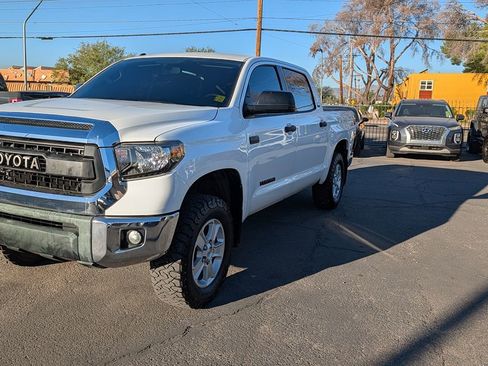 Used 2015 Toyota Tundra SR5 image 14