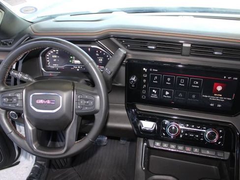 Used 2024 GMC Sierra 2500 AT4 w/ AT4 Premium Plus Package image 29