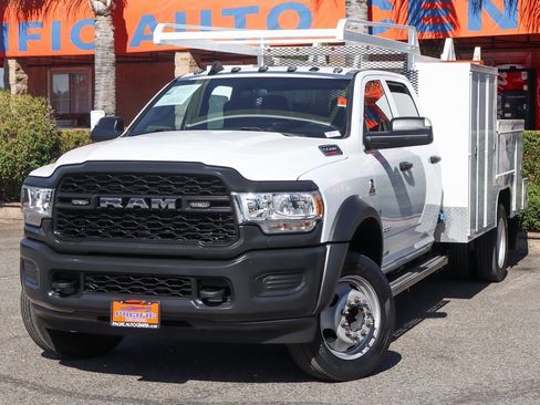 Used 2021 RAM 5500 Tradesman w/ Max Tow Package image 4