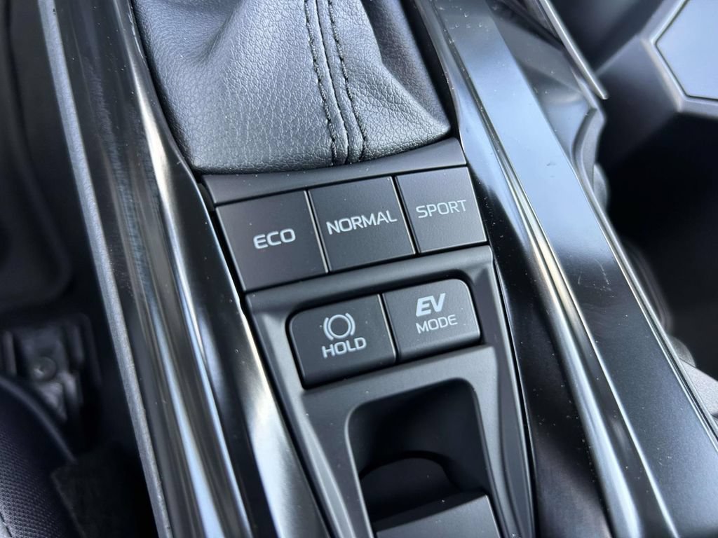 New 2026 Toyota Camry Hybrid FWD image 21