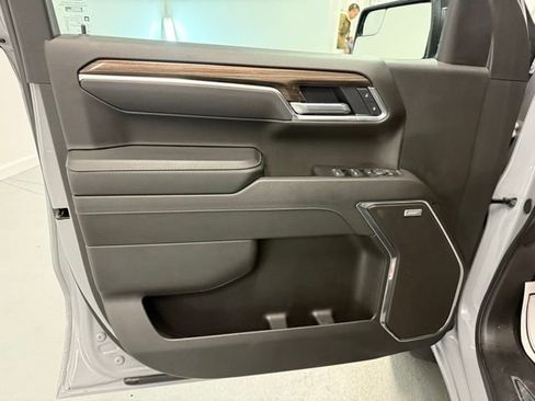 Used 2025 Chevrolet Silverado 1500 RST w/ Convenience Package II image 13