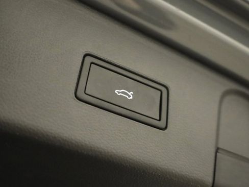 New 2026 Volkswagen Atlas SEL Premium R-Line image 40